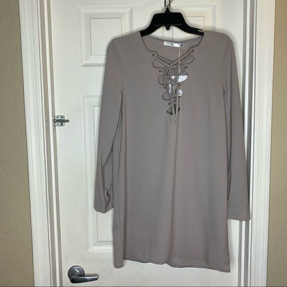 Missguided Scallop Front Lace Up Shift Dress Gray - Picture 2 of 11